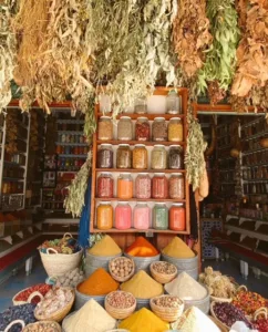 Mercado dentro da Medina de Marrakech