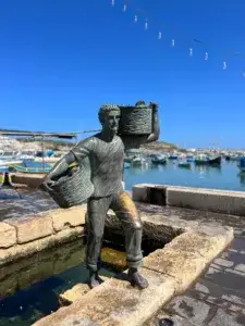 Escultura do Pescador em Marsaxlokk