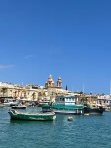 Porto de Marsaxlokk em Malta