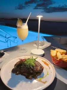 Café Del Mar em Malta